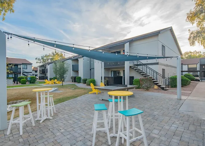 Close To Paradise Mall Shop Dine Relax Apartment Phoenix